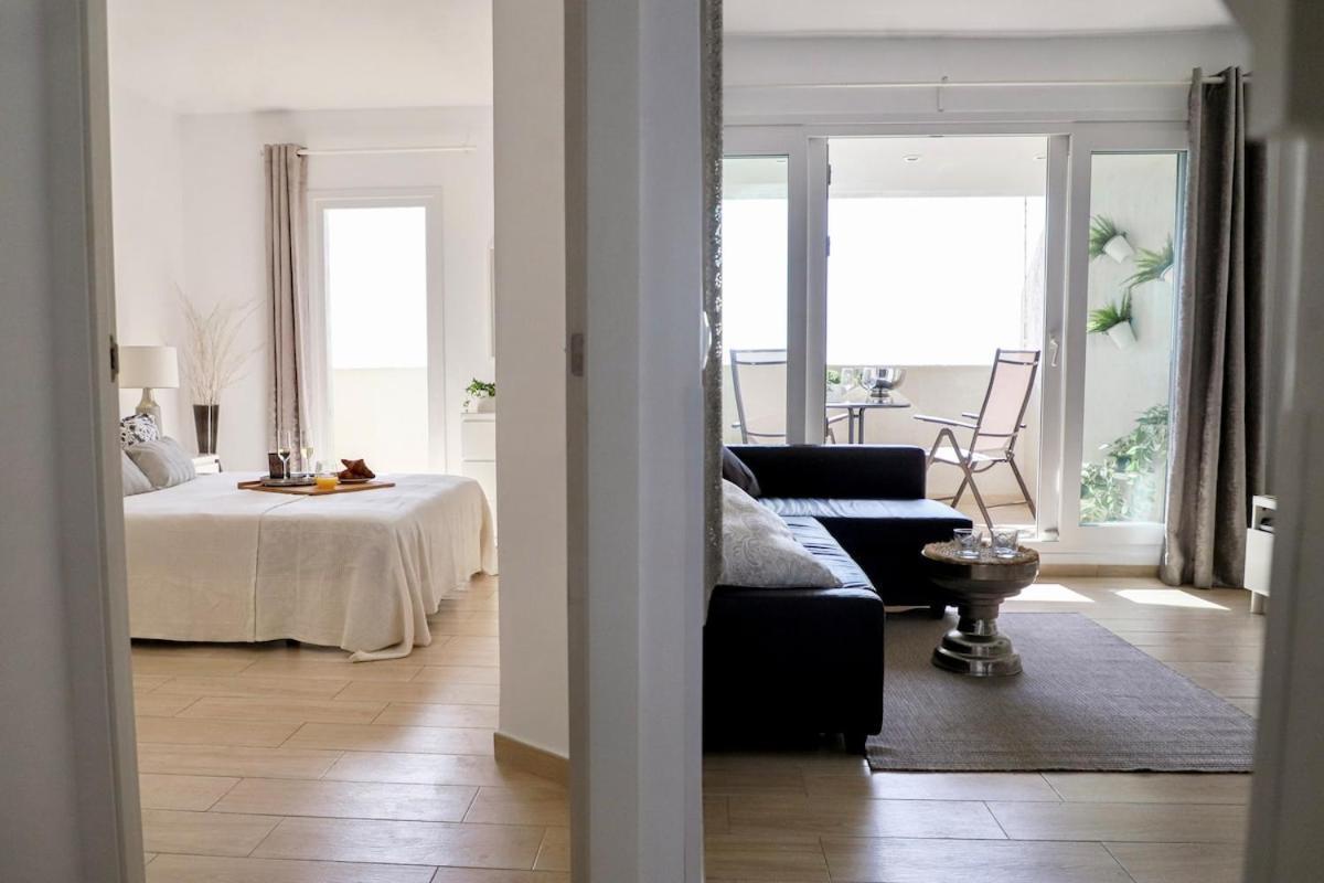 Ferienwohnung Direct Sea View- Bilbil Sunrise! Benalmádena Exterior foto