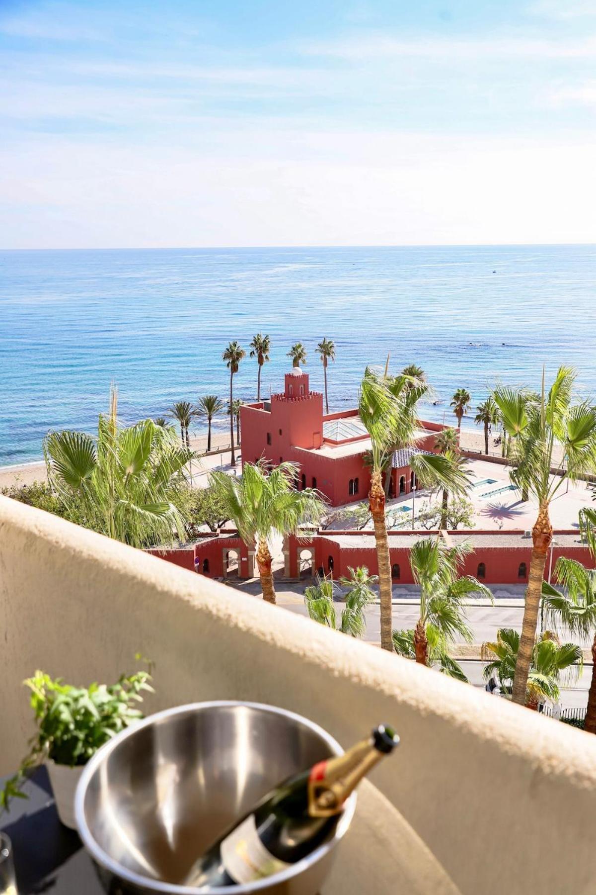 Ferienwohnung Direct Sea View- Bilbil Sunrise! Benalmádena Exterior foto